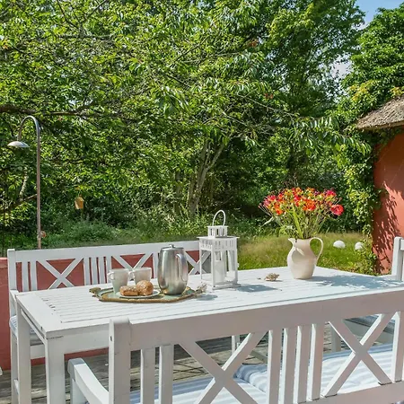 3 Bedroom Cozy In * Hals
