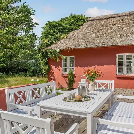 3 Bedroom Cozy In